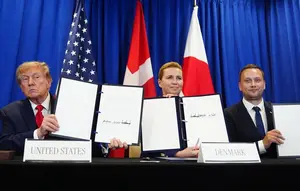 Trump Teken Perjanjian Keamanan dengan Denmark dan Greenland