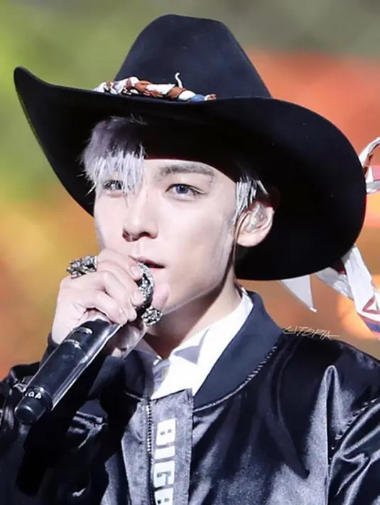 Namun ada kabar terbaru menyiarkan bahwa pemerintah mengeluarkan peraturan baru, di mana akan mempersingkat masa layanan paling tidak minimal selama 18 bulan. (Instagram/choi_seung_hyun_tttop)