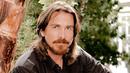 <p>Christian Bale juga pernah meramaikan gaya rambut mullet, seperti foto ini. Lengkap dengan kumis dan jenggotnya, bukankah Christian Bale tetap terlihat tampan? Foto: Instagram.</p>
