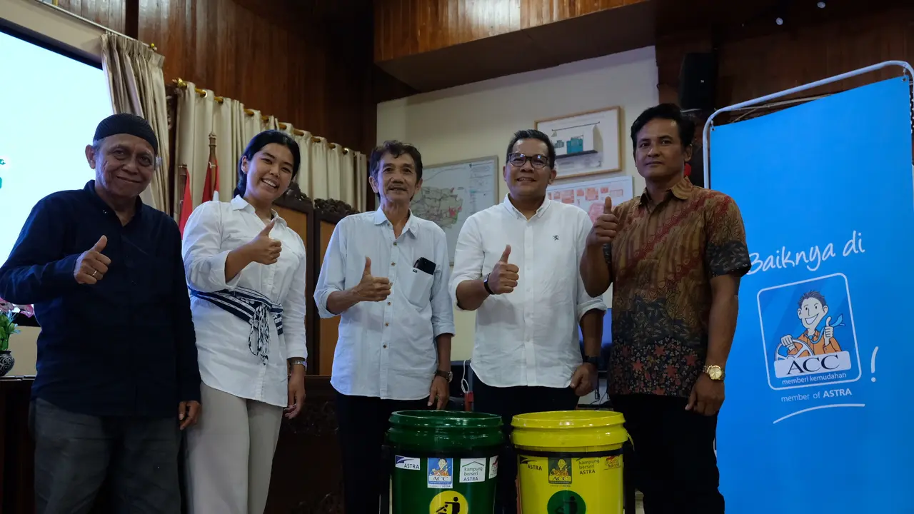 Astra Credit Companies (ACC) bersama Kampung Berseri Astra (KBA) Gedang Selirang, Solo