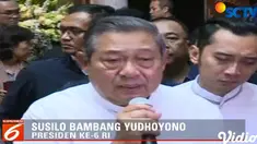 Wafat di National University Hospital, jenazah Ani Yudhoyono tiba di KBRI Singapura pada Sabtu sore untuk disalatkan dan disemayamkan.
