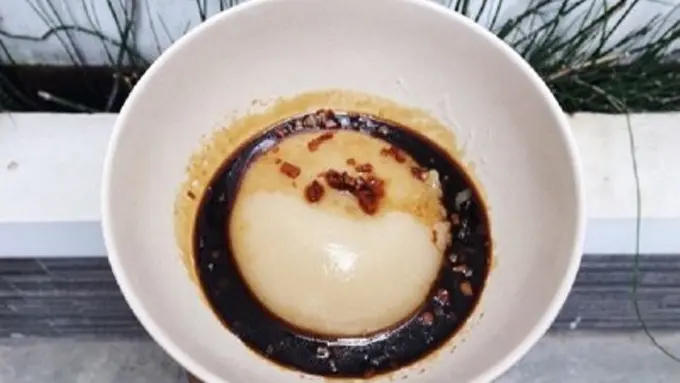 Mencicipi Kue Mipan, Makanan Langka di Bandung