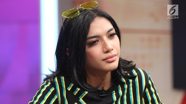 Ayah Meninggal Dunia, Millen Cyrus Dapat Dukungan dari 