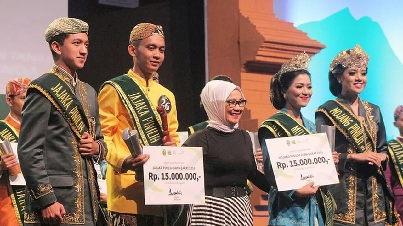 Siti Zakiah, Mahasiswi UPI Bandung Jadi Mojang Jawa Barat 2016