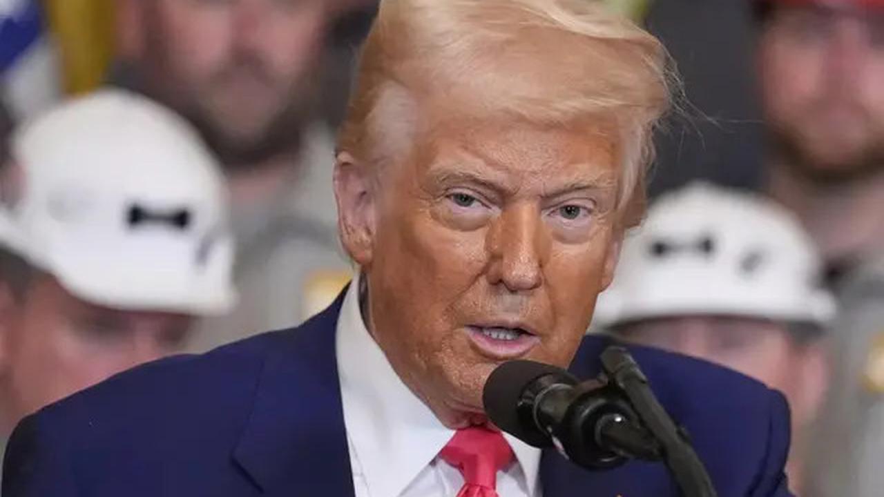 Alasan Donald Trump Tunda Tarif Impor Resiprokal Selama 90 Hari