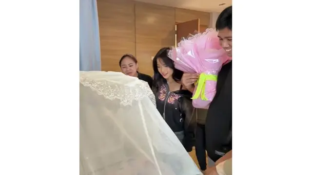 6 Potret Indah Istri Frans Faisal Melahirkan Anak Pertama, Fuji Punya Ponakan Lagi