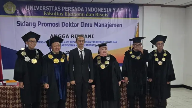 Angga The Potters Raih Gelar Doktor, Buktikan Musisi Juga Bisa Berprestasi Akademik