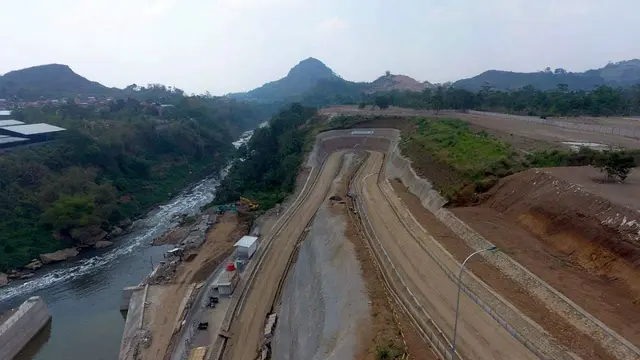 Pembangunan Terowongan Nanjung di Kabupaten Bandung sebagai bagian Sistem Pengendalian Banjir Sungai Citarum. (Foto: Kementerian PUPR)