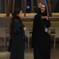 Wanita Arab Saudi mengunjungi bioskop di Mal Riyadh Park yang baru dibuka untuk umum, Riyadh (30/4). Langkah tersebut merupakan bagian dari upaya modernisasi Putra Mahkota Saudi Mohammed bin Salman. (AFP/Fayez Nureldine)