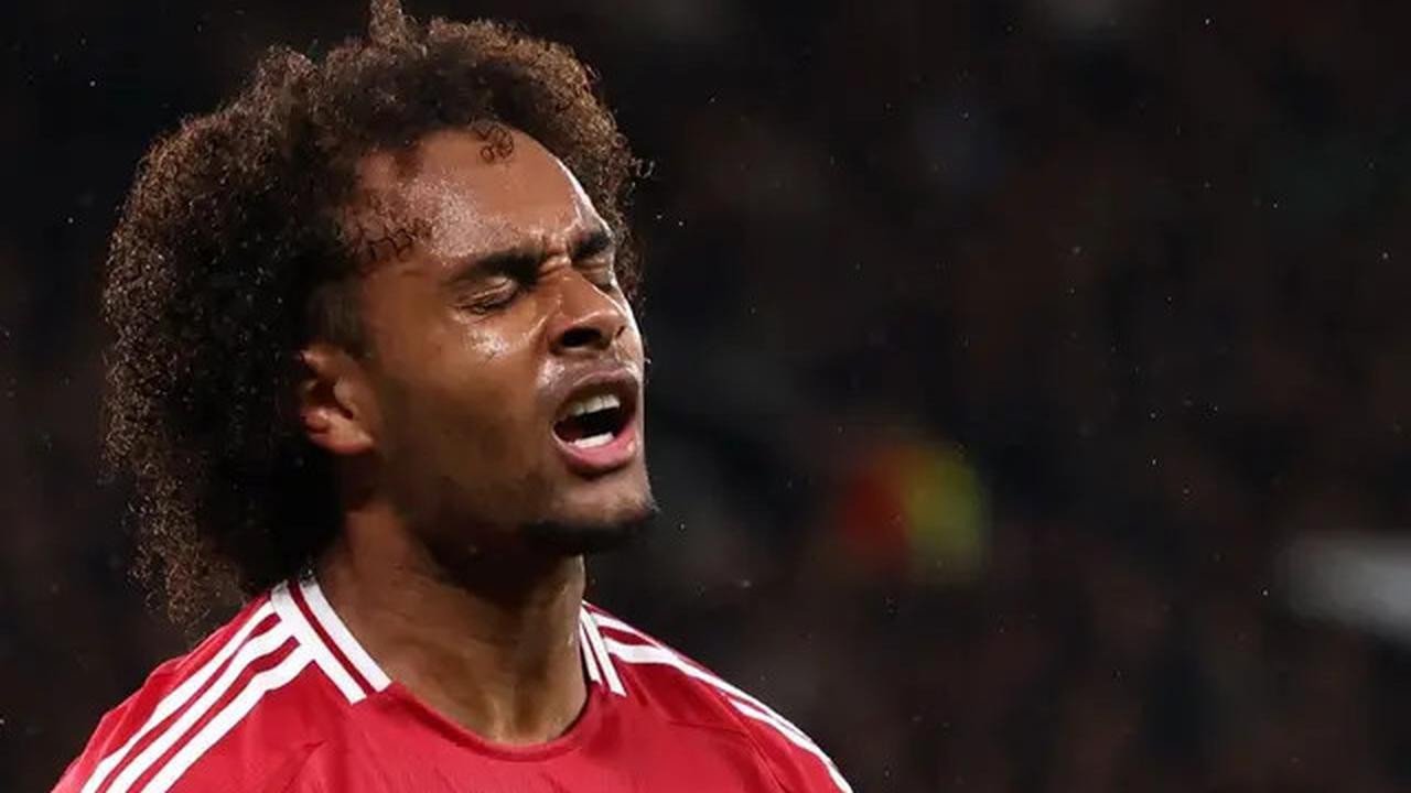 Juventus Sodorkan Tawaran Mengejutkan kepada MU: Tukar Dusan Vlahovic dengan Joshua Zirkzee