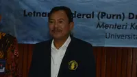 Menteri Kesehatan Terawan Agus Putranto meminta masyarakat tetap rasional dan tidak panik dalam menyikapi virus corona (Liputan6.com/Zainul Arifin)