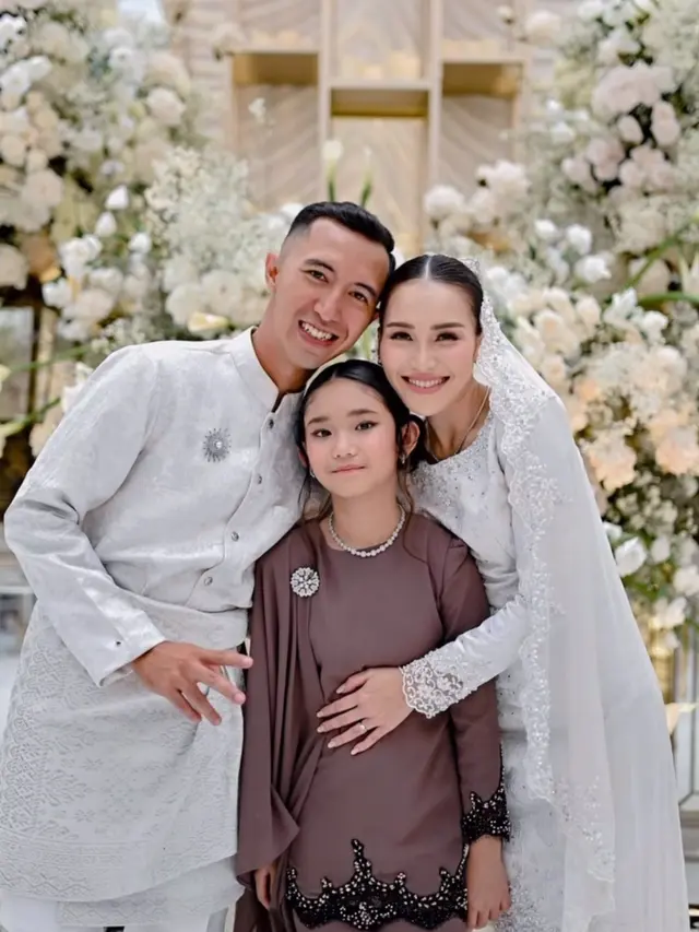 Ayu Ting Ting Dilamar Letkol TNI