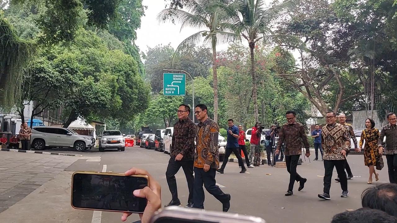 Wakil Menteri BUMN Kartika Wirjoatmodjo dan Direktur Utama InJourney Dony Oskaria. (Foto: Liputan6.com/Arief RH)