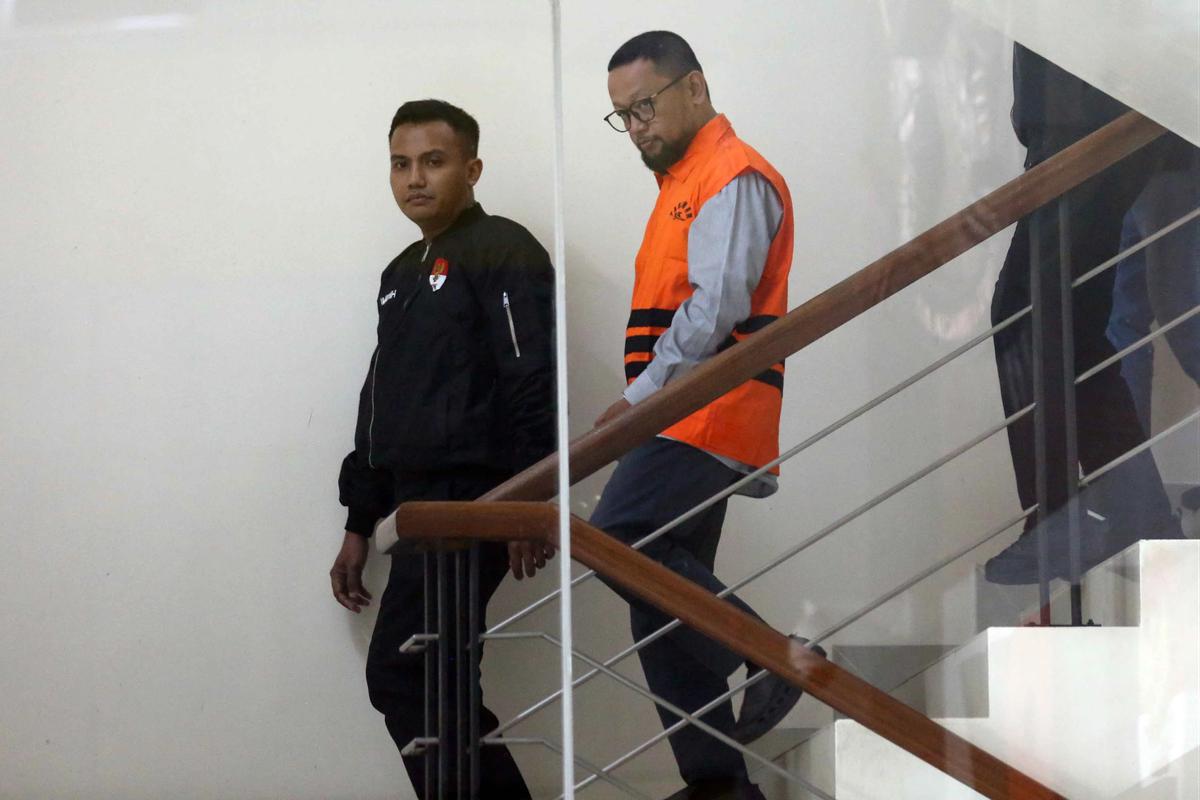 FOTO: Gus Alex Menyusul Yaqut Masuk Tahanan KPK