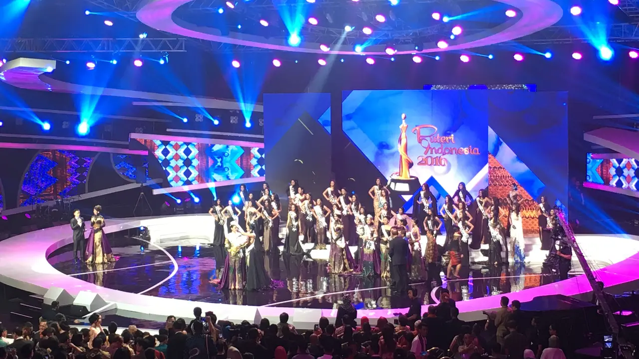 Kezia Roslin Berhasil Meraih Gelar Puteri Indonesia 2016