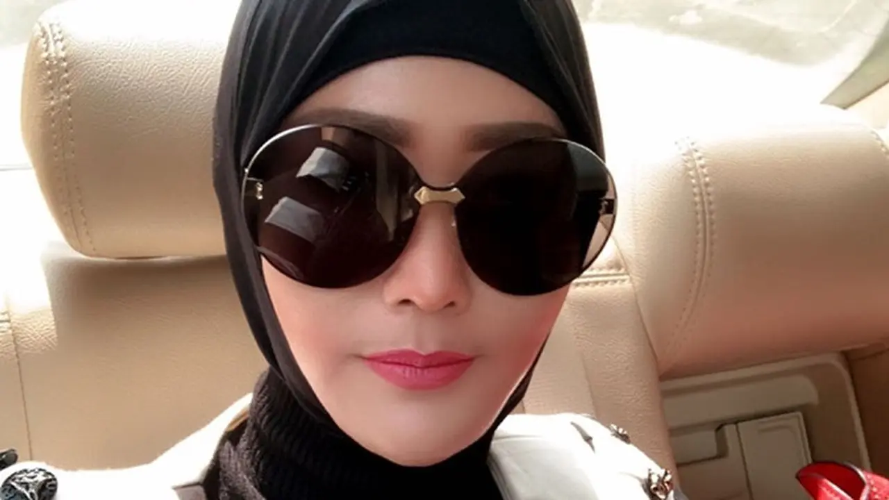 Dipuji Makin Cantik, Ini 5 Potret Inul Daratista Saat Pakai Kerudung