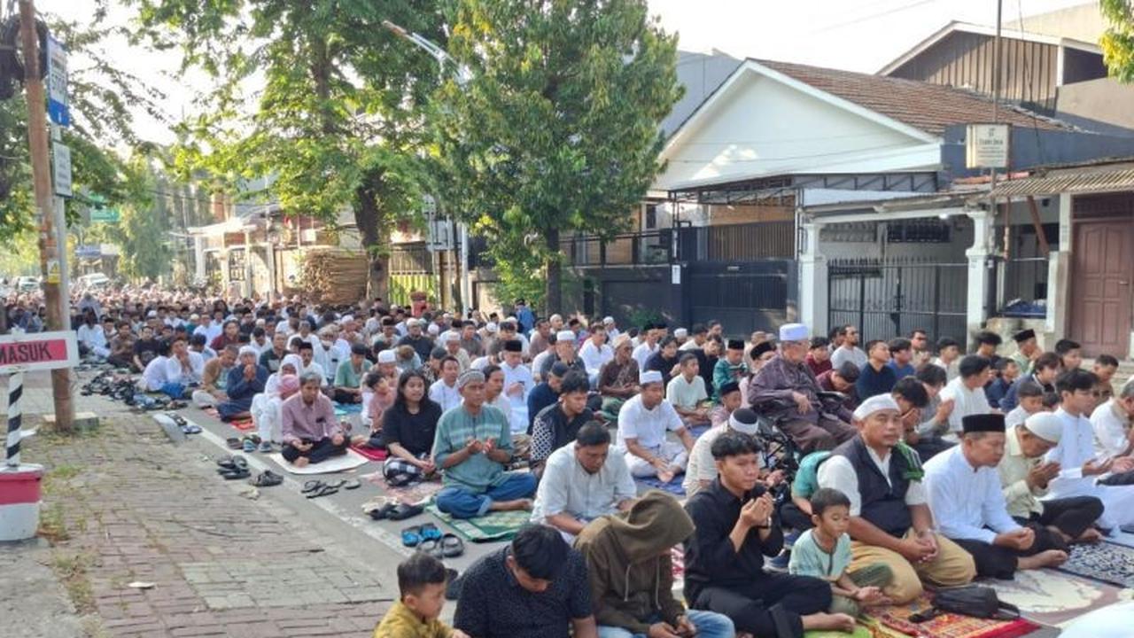 Ribuan Jamaah Padati Masjid Muhammadiyah Cengkareng untuk Shalat Idul Fitri 1447 H