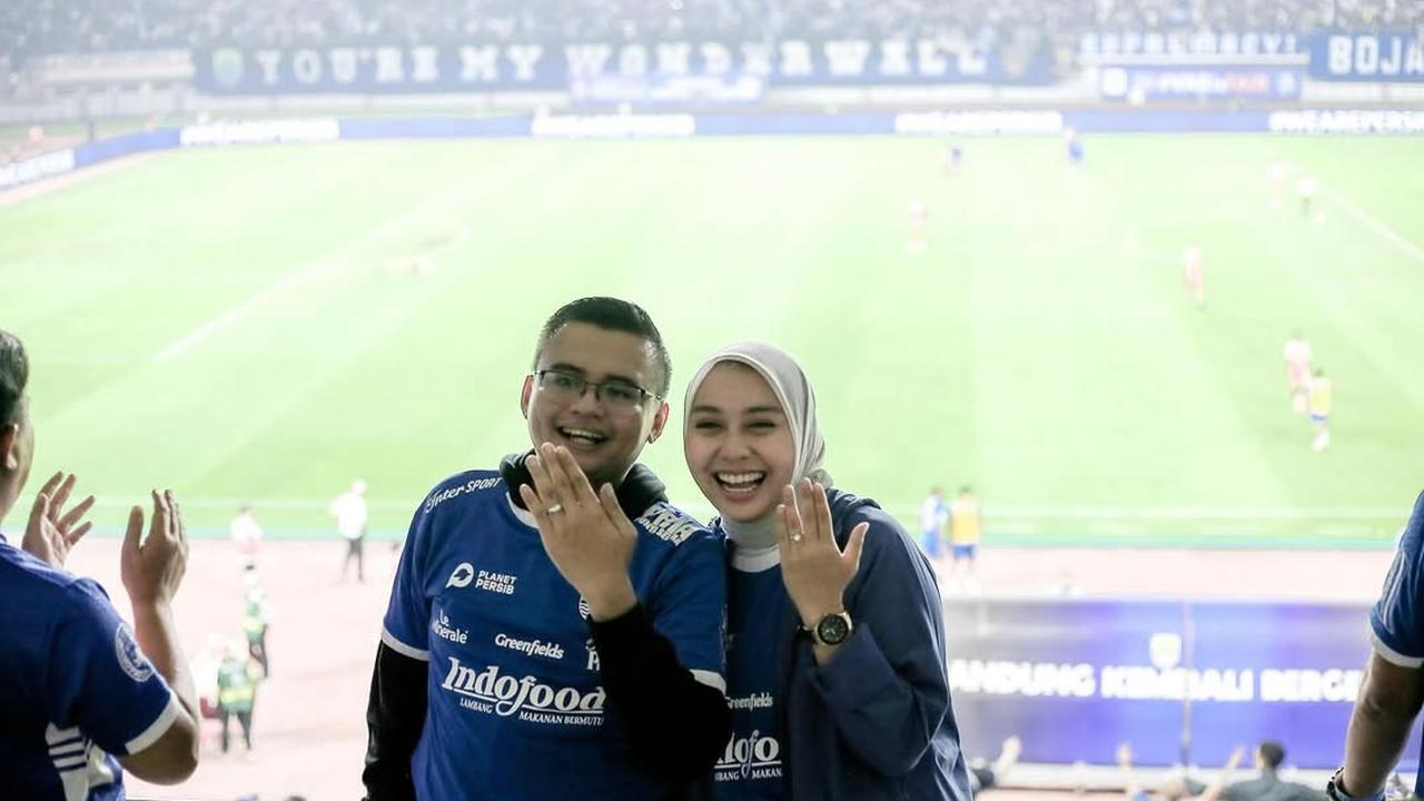 Anak Kang Demul Bikin Kejutan Lamar Wabup Cantik Anak Jenderal Polisi saat Persib Juara