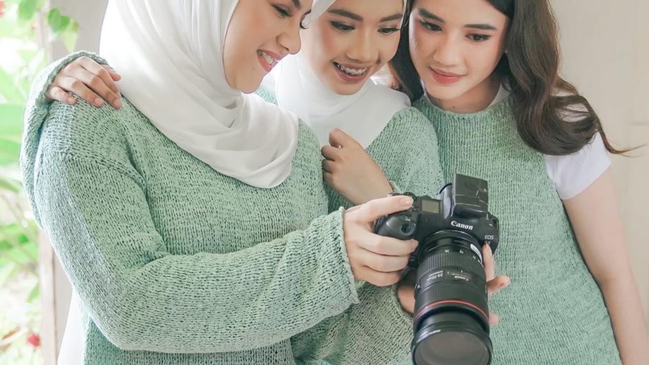 8 Potret di Balik Layar Photoshoot Irish Bella Bareng Empat Anak, Jadi Ibu Sambung Rasa Kakak Tertua
