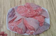 Tidak Cukup Dicuci, Ini Trik Hilangkan Darah dan Aroma Amis Daging Sapi Pakai 2 Bahan