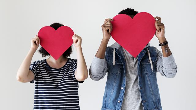 pasangan cinta