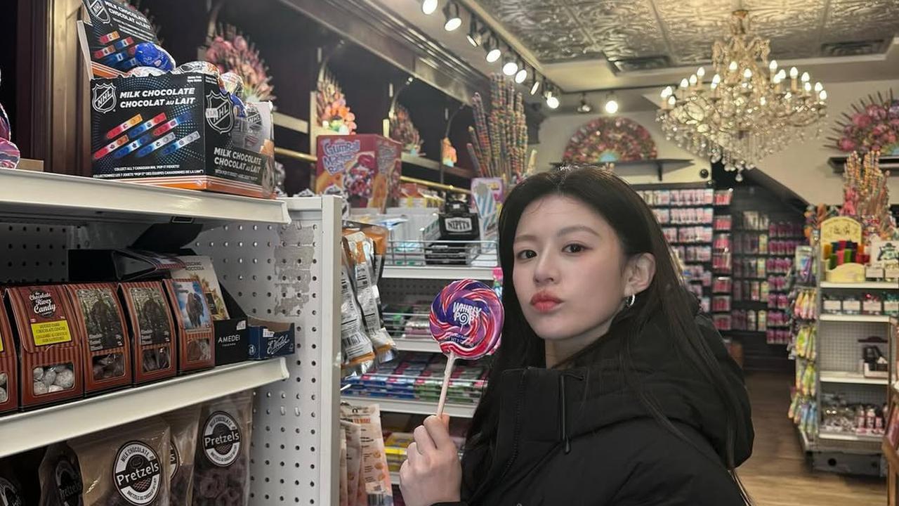 Go Yoon Jung Sering Dipasangkan dengan Aktor yang Lebih Tua, Fans Protes