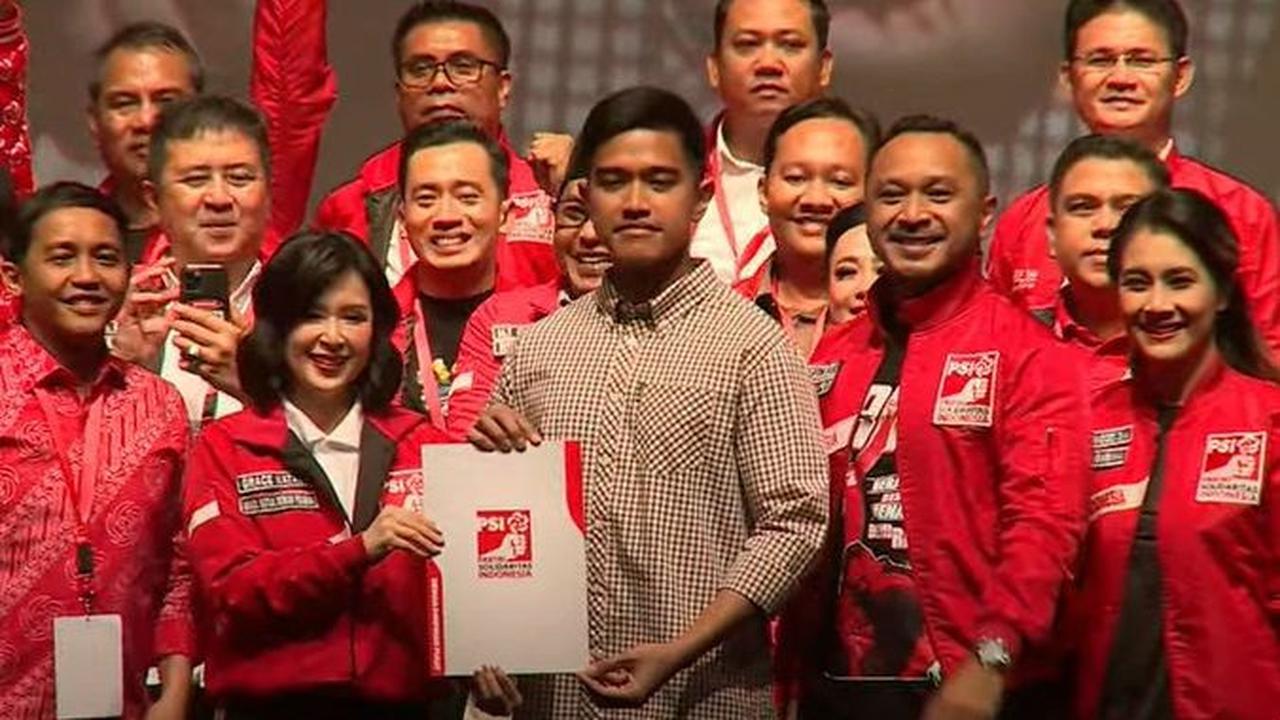 Namun Kaesang tidak mengumumkan nama capres didukung PSI di Pilpres 2024 mendatang. Dia meminta semua pihak sabar menunggu keputusan PSI.<br>