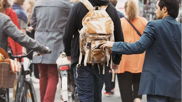 Hati-Hati Tertipu Kala Wisata ke 10 Negara Eropa Ini