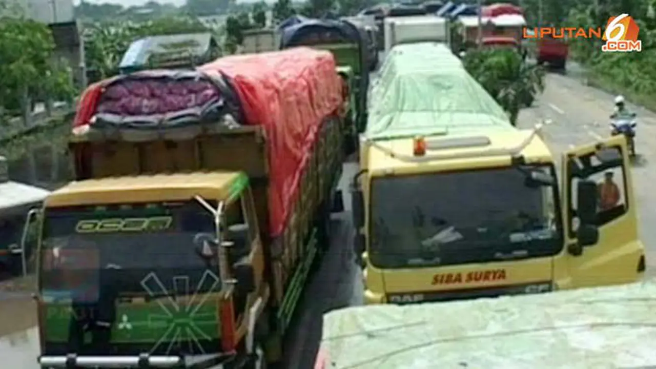 macet-pati-140127a.jpg