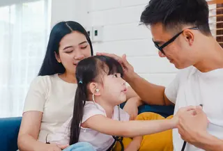 Kebahagiaan sejati anak datang dari nilai-nilai kehidupan yang mereka pelajari sejak dini. [Dok/freepik.com/tirachardz]