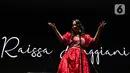 Raissa Anggiani tampil membawakan beberapa lagu, seperti Menari Aku Menari, Losing Us dan Itu Aku. (Liputan6.com/Herman Zakharia)