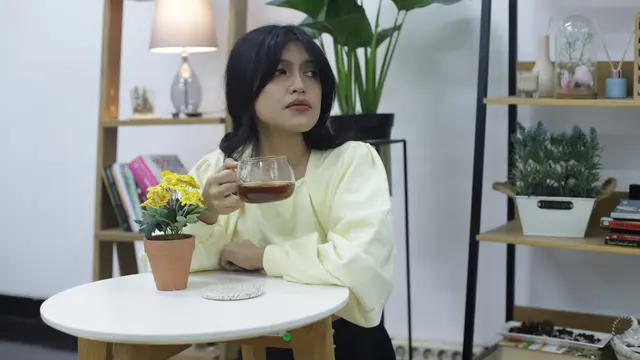 wanita september bahagia lagi
