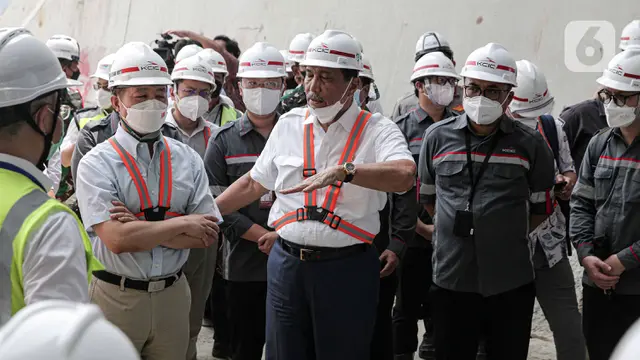FOTO: Menko Luhut dan Dubes RRT Tinjau Tunnel 6 Kereta Cepat Jakarta - Bandung