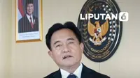 Temuan Ombudsman RI soal dugaan fasilitas mewah bagi warga binaan di Lapas Kelas IIA Cibinong kini menjadi perhatian pemerintah. Menteri Koordinator Hukum, HAM, Imigrasi, dan Pemasyarakatan Yusril Ihza Mahendra mengaku telah berkoordinasi dengan Menteri Imigrasi dan Pemasyarakatan untuk menyikapi...