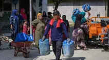 PMI Bangkalan Salurkan Air Bersih untuk Warga Terdampak Kekeringan