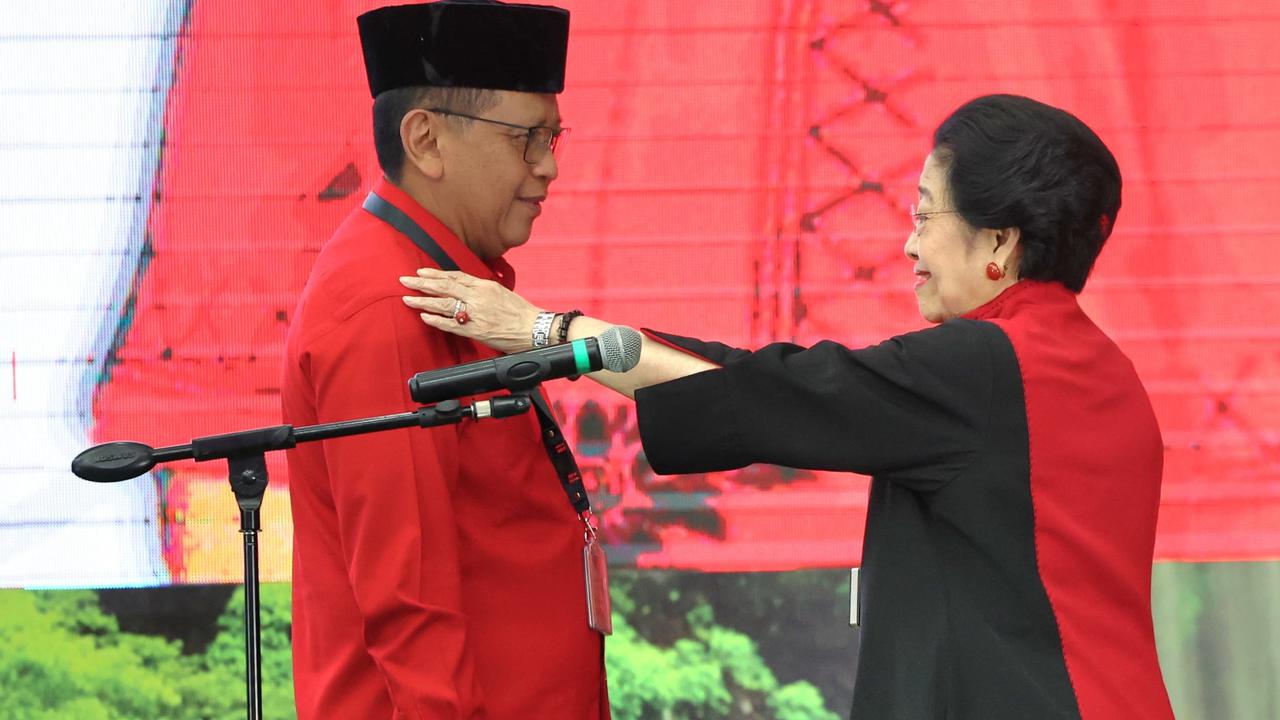 Megawati Kembali Lantik Hasto Kristiyanto Jabat Sekjen PDIP