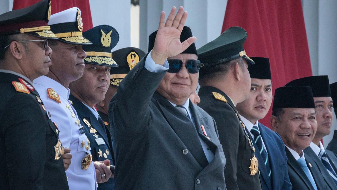 FOTO: Presiden Prabowo Lantik 2.000 Perwira TNI-Polri di Istana Merdeka