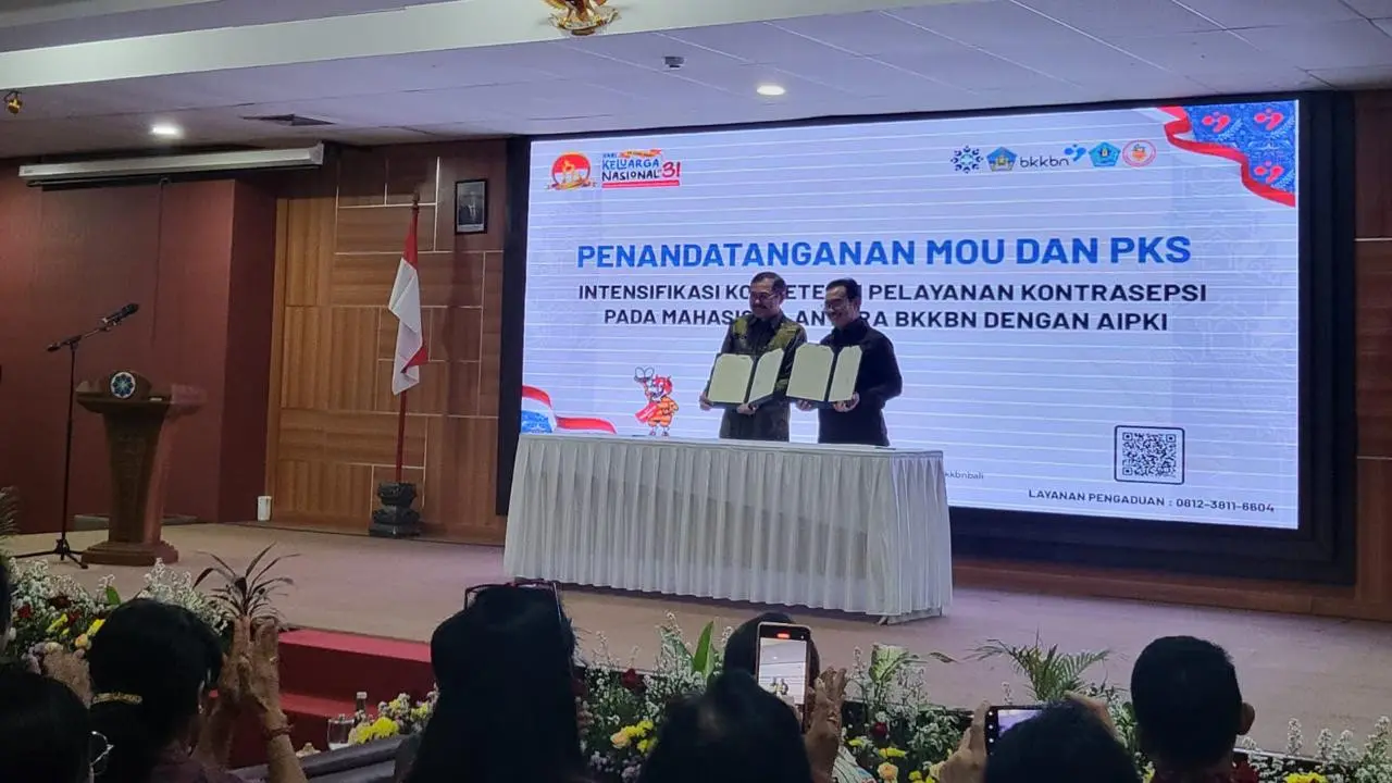 Penandatanganan Memorandum of Understanding (MoU) antara BKKBN dengan Asosiasi Institusi Pendidikan Kedokteran Indonesia (AIPKI) (Istimewa)