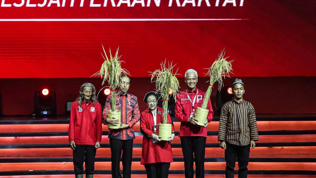 Adapun video Megawati yang dimaksudkan saat memberikan sambutan peletakan batu pertama pembangunan perlindungan kawasan suci Pura Besakih, Bali secara daring pada 18 Agustus 2021 lalu.