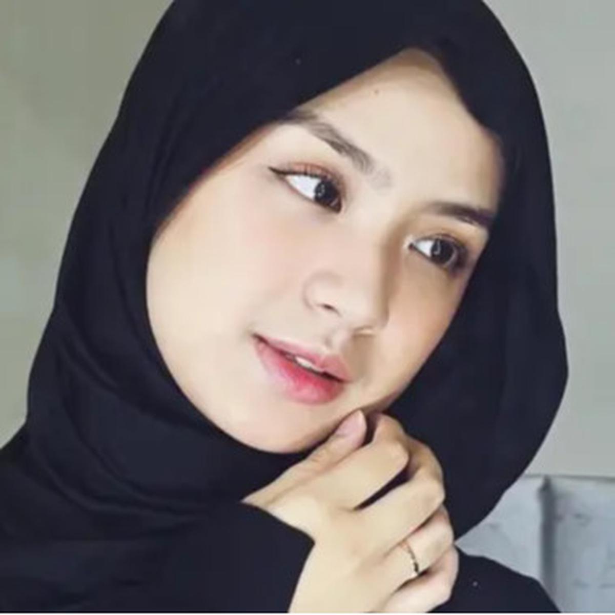 Inspirasi hijab Nashwa Zahira