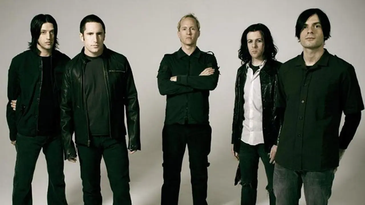 nine-inch-nails-130830c.jpg