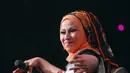 Camelia Malik ambil bagian di kemeriahan konser Grand Final D'Academy di Daan Mogot, Jakarta, Jumat (30/5/2014) (Liputan6.com/Miftahul Hayat).