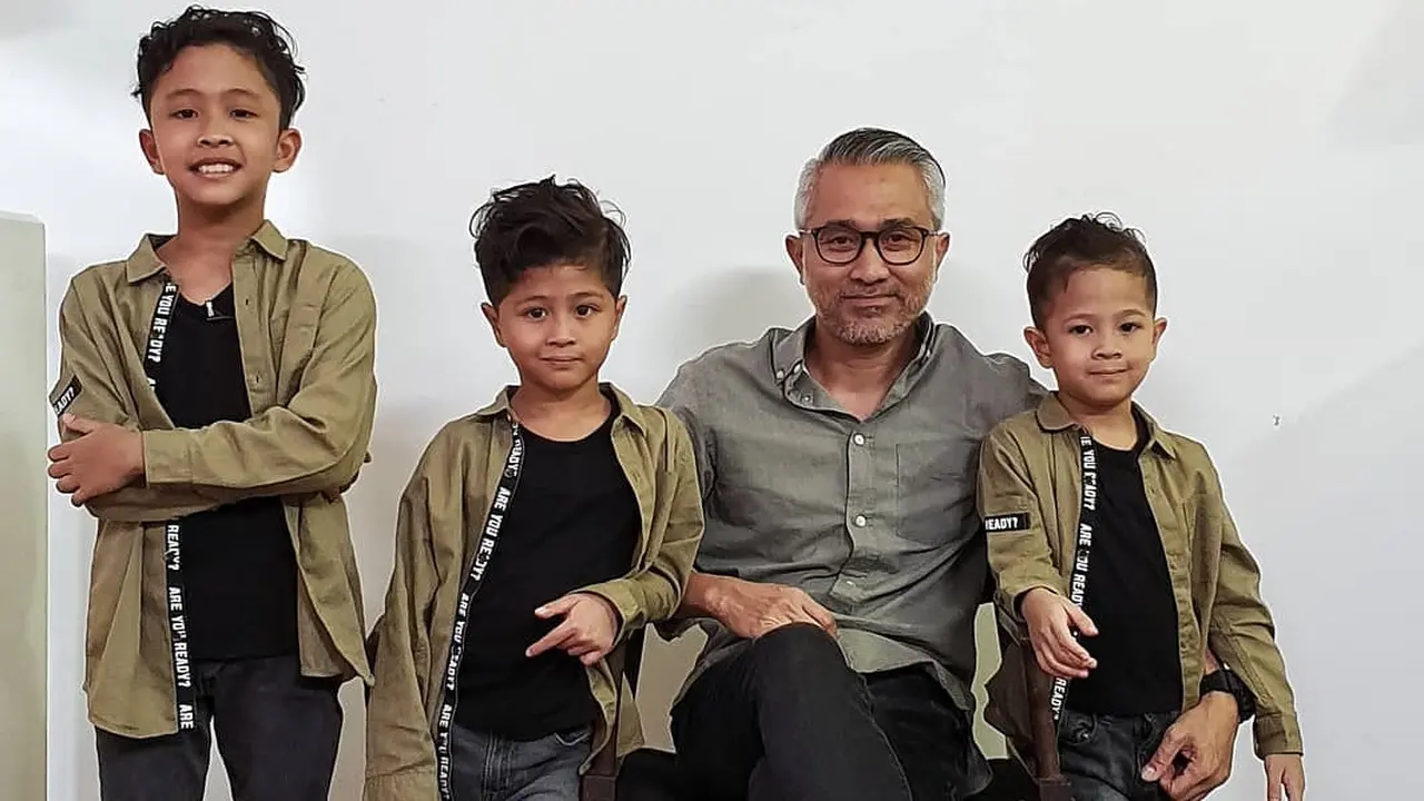 Potret Kebersamaan Lukman Sardi dan Anak
