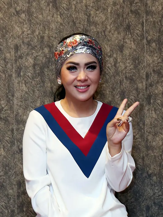 Syahrini salah satu penyanyi papan atas, merasa bahwa SCTV menjadi salah satu peran penting dalam perjalanan kariernya di industri musik. Bahkan setiap penampilannya, ia selalu tampil berbeda dan luar biasa. (Nurwahyunan/Bintang.com)