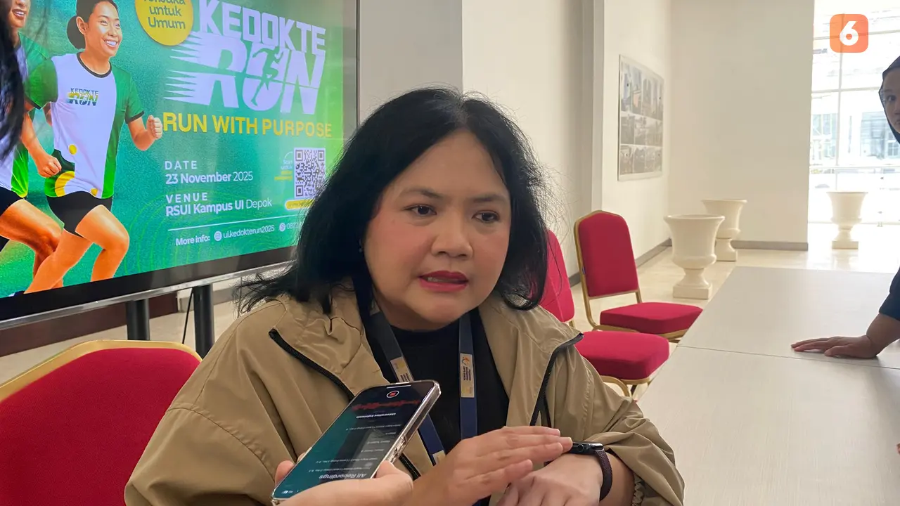 Dokter Subspesialis kedokteran olahraga di Rumah Sakit Universitas Indonesia Dr. dr. Listya Tresnanti Mirtha, Sp.KO., Subsp.APK(K), MARS