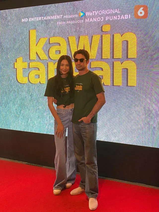 Reza Rahadian dan Mikha Tambayong