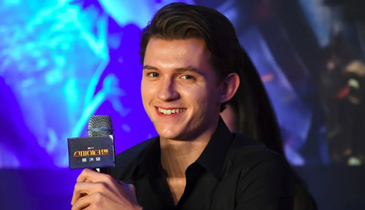 Tom Holland, saat ini sedang menjadi pusat perhatian masyarakat lantaran perannya sebagai Spider-Man di filmnya yang berjudul Spider-Man: Homecoming. Bukan hanya jago akting, ternyata Tom punya bakat lainnya. (AFP/Bintang.com)