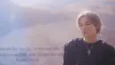 BigBang dikenal dengan gaya mereka yang unik. Hal itu kembali diterapkan di MV anyar mereka ini. (YouTube BigBang)