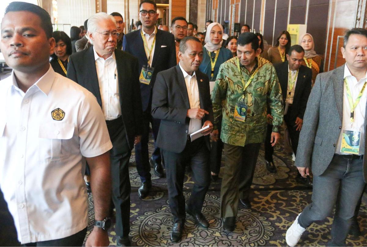 Bahlil dalam acara Energi Mineral Forum 2025