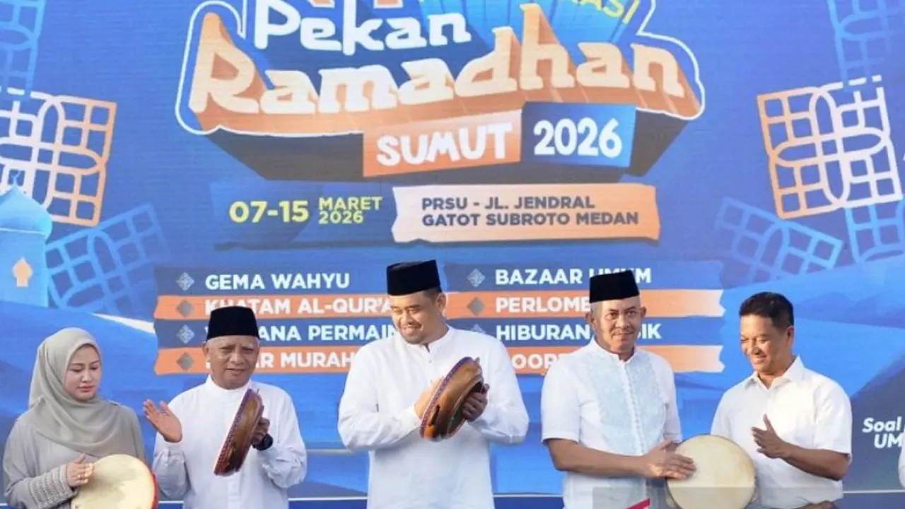 Gubernur Sumatera Utara Bobby Nasution membuka Kolaborasi Pekan Ramadan Sumut 2026 di Pekan Raya Sumatera Utara, Sabtu 7 Maret 2026.
